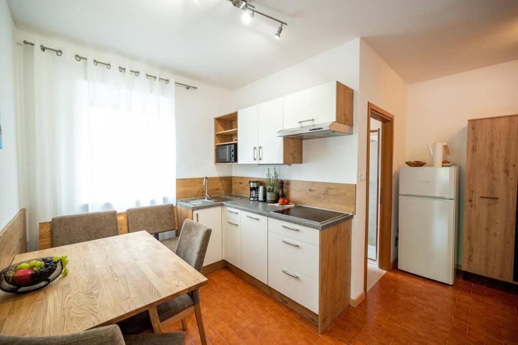 Ferienwohnung Am Kalterer See In Suedtirol Caldaro Exterior foto